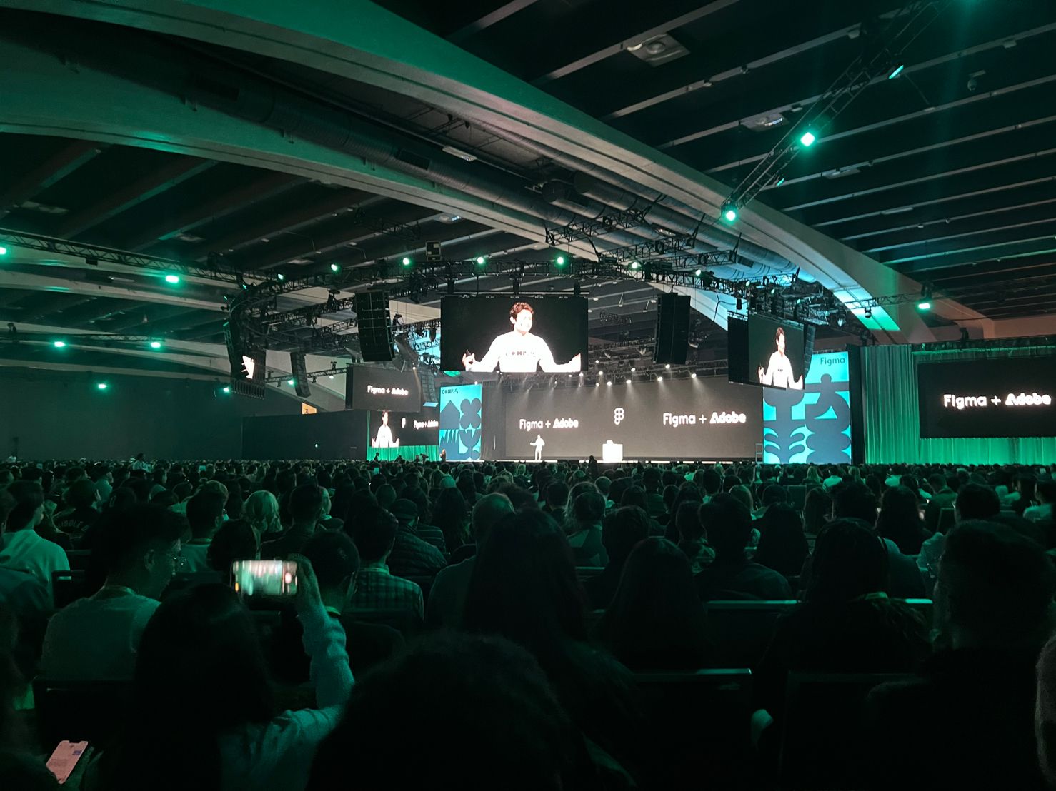 Config main stage inside Moscone Center